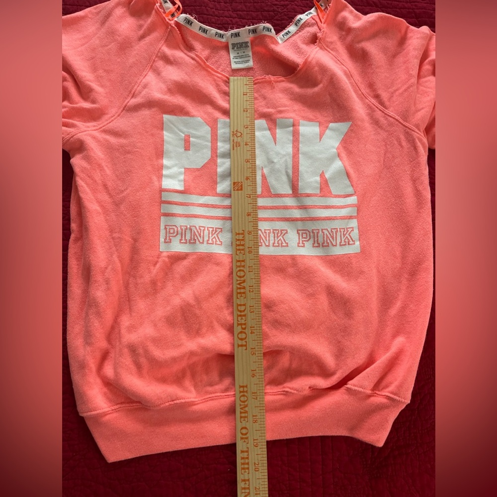 Victoria's Secret PINK Coral Sweatshirt like new Medium - Picture 4 of 13